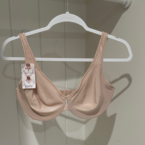 Lilyette Women's Soft Beige Bra - Picture 1 of 11